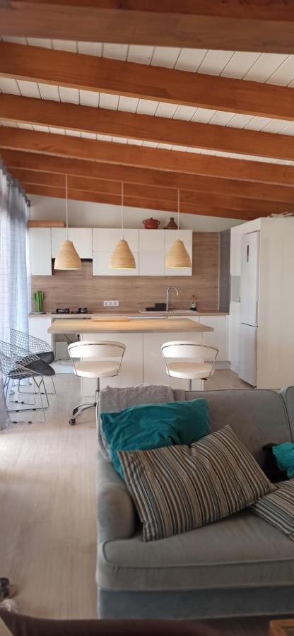 Beautiful Chalet With Wifi And Free Parking Arona  Εξωτερικό φωτογραφία