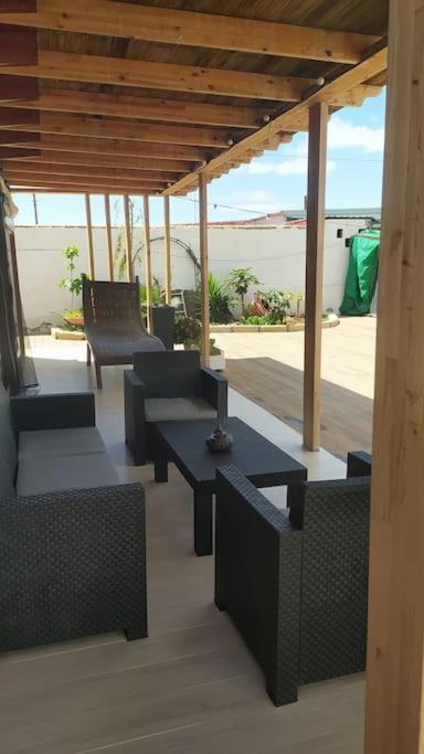 Beautiful Chalet With Wifi And Free Parking Arona  Εξωτερικό φωτογραφία